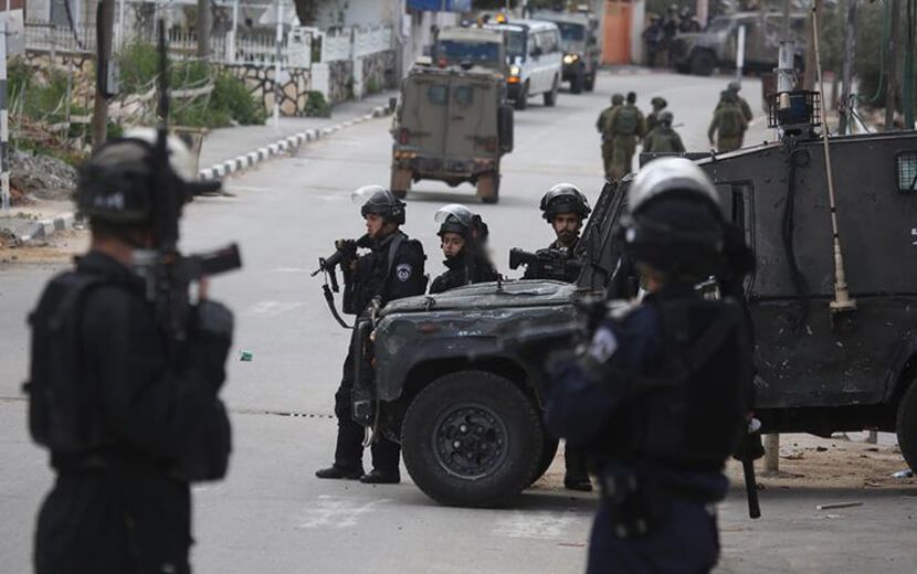 “İsrail” Nablus’ta 11 Filistinli Müslümanı Yaraladı