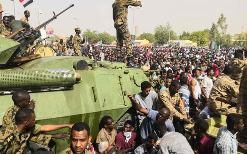 Sudan’da Ordu 3 Yıl Yönetimde