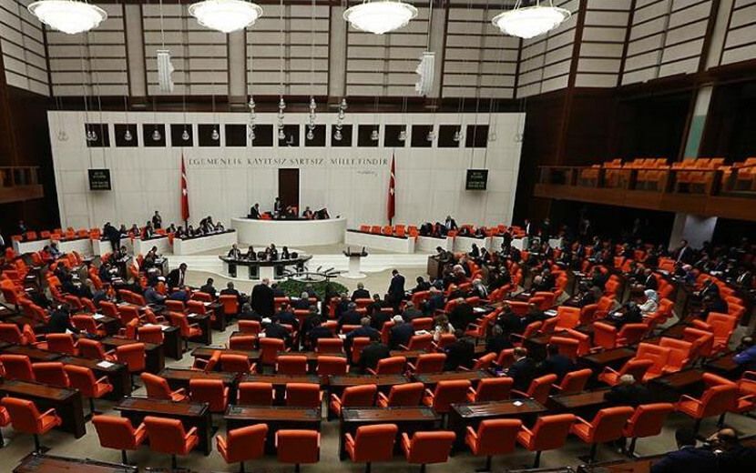 Askerlik Süresini 6 Aya İndiren Kanun Kabul Edildi