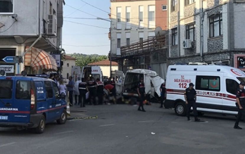 Edirne’de Trafik Kazası: 10 Göçmen Öldü