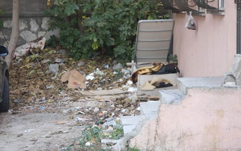 Sokakta Yaşayan İhtiyar Ölü Bulundu