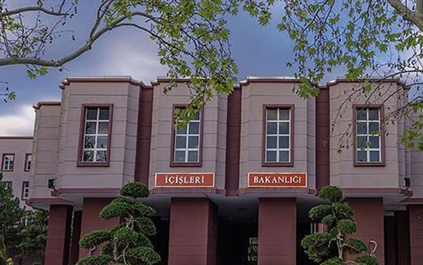 4 Belediye Başkanı Görevden Alındı