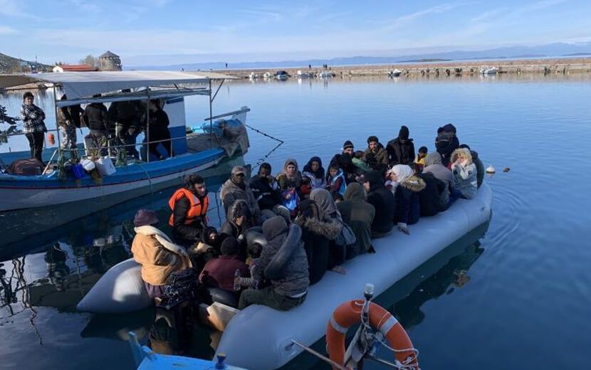 Yunan ‘Mültecilerin Kıyıya Çıkmasına’ İzin Vermiyor