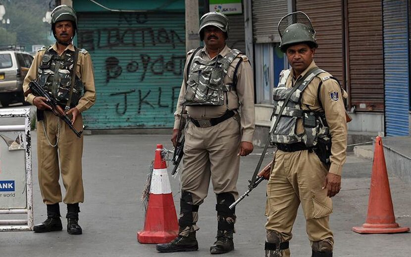 Keşmir’de İşgal Altında Ramazan!