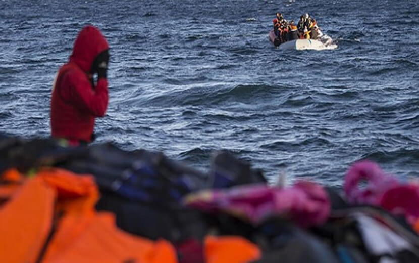 Yunan Güçleri Göçmen Botunu Batırdı: 4 Kayıp