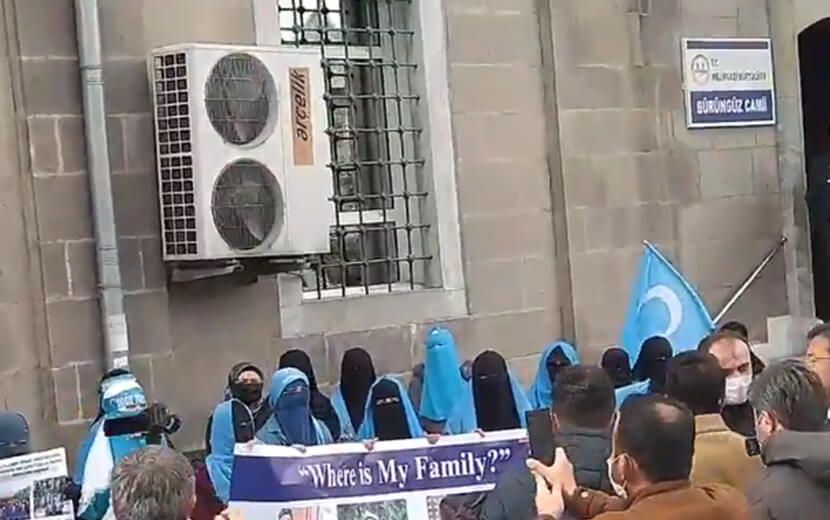 Ankara ve Kayseri’de Uygurlara Polis Engeli