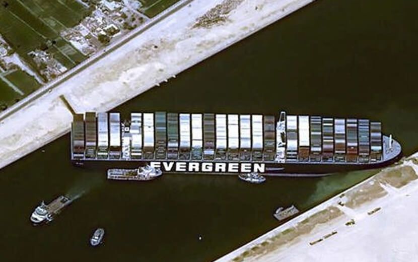 Türkiye’den, Süveyş’teki Tıkanıklık İçin Sisi Rejimine Yardım Teklifi