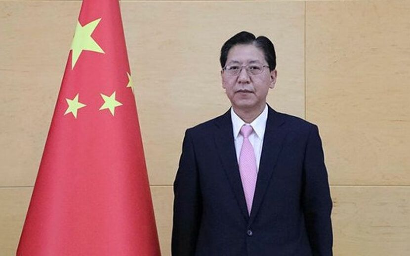 Çin Büyükelçisi Komünizmin Zorba Karakterini Sergiliyor