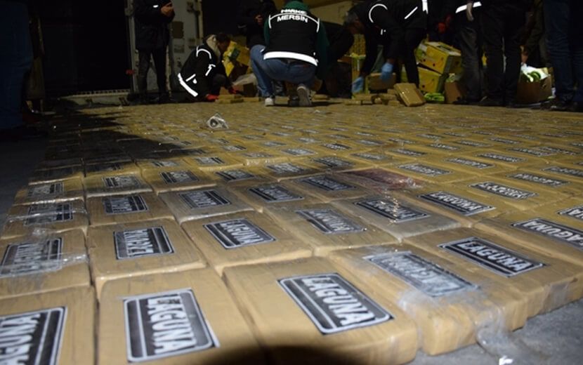 Uyuşturucu Operasyonlarında Artış: Mersin’de 1 Ton Kokain Yakalandı