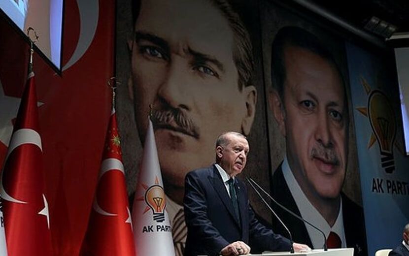 Erdoğan, Döviz, Faiz ve Enflasyondaki Yükselişin Sebebinin Karanlık Mahfiller Olduğunu İleri Sürdü