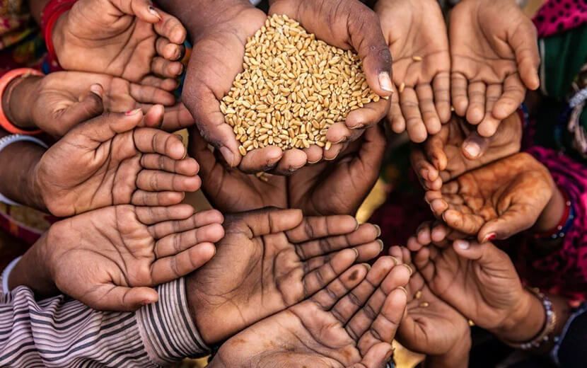 Dünyada Pandemiden Daha Fazla İnsan Açlıktan Ölüyor!