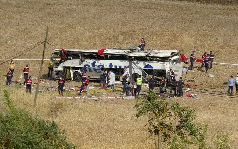 Suçlu Kim?: Üç Trafik Kazasında 29 Kişi Hayatı Kaybetti!