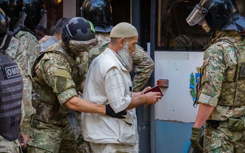 Kırım’da İşgalci Rus Zulmü: Onlarca Müslüman Gözaltında!