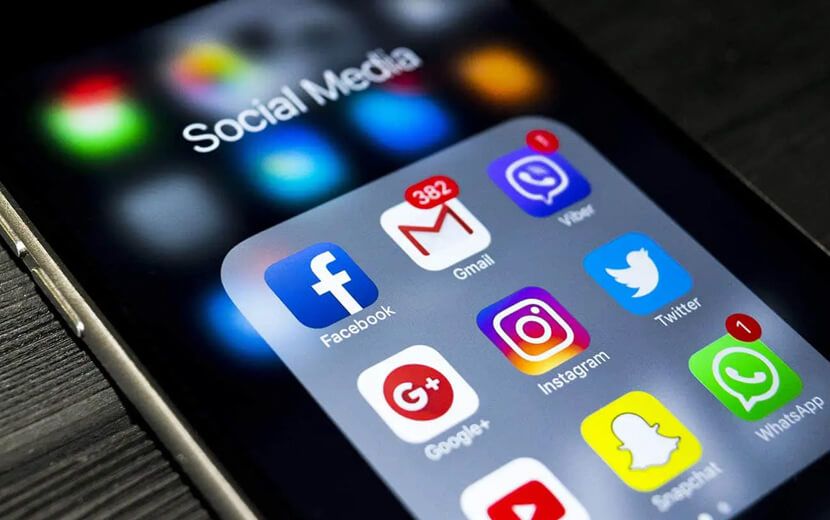 Sosyal Medyada Covid-19 Aşısına Muhalefet Eden İçeriklere Yasaklama