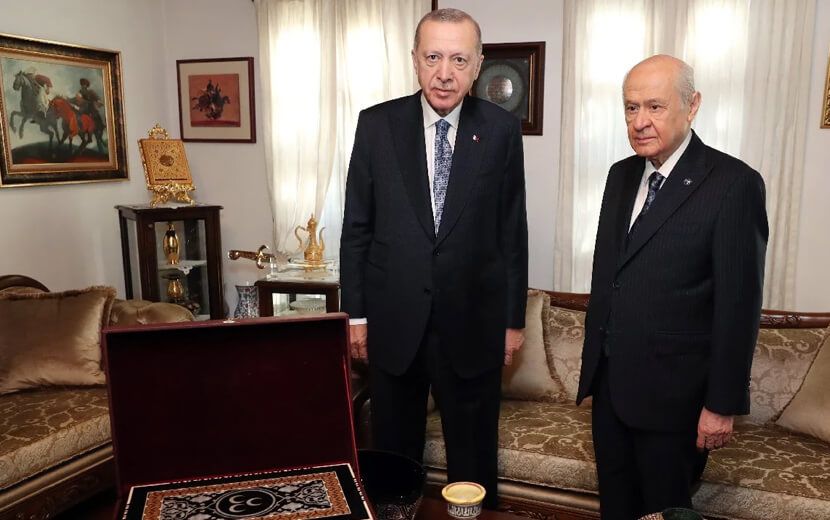 Erdoğan-Bahçeli Görüşmesinde Seçim Kanunu Görüşüldü