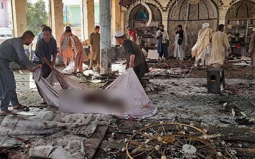 Afganistan’da Bir Cami Daha Saldırıya Uğradı: En Az 34 Ölü