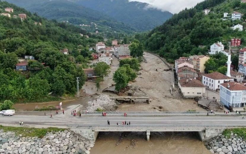 Batı Karadeniz’de Kuvvetli Yağış Sele Neden Oldu