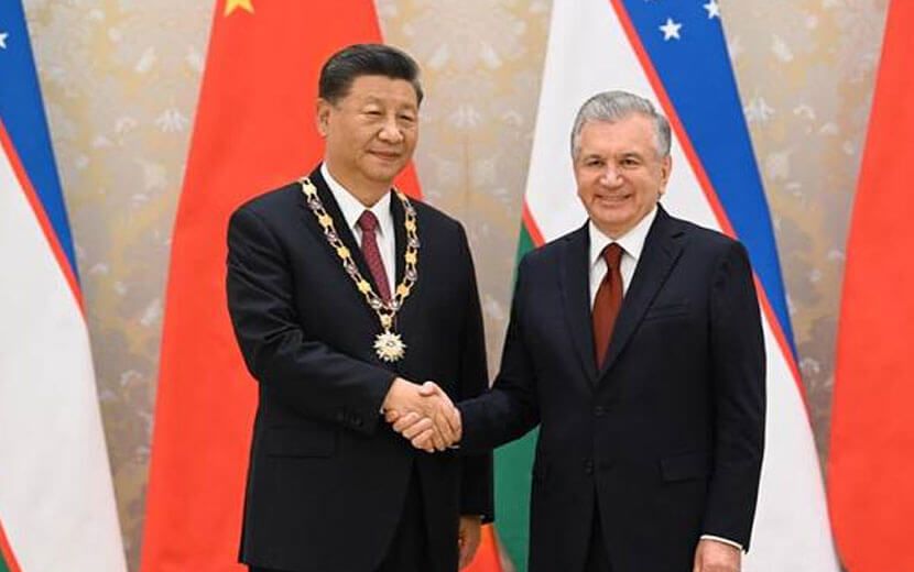 Özbekistan’dan Doğu Türkistan’ın Celladı Çin’e Dostluk Nişanı