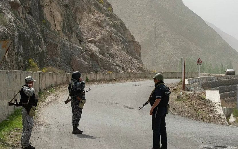 Kırgızistan-Tacikistan Sınırında Çatışma: 81 Ölü
