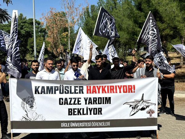 Dicle Üniversitesi İlahiyat Fakültesi Gazze için Basın Açıklaması