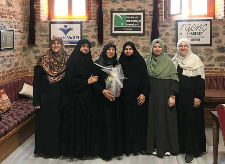 Köklü Değişim Kadın Kolları Bursa'dan Bursa İnsan Vakfına Ziyaret