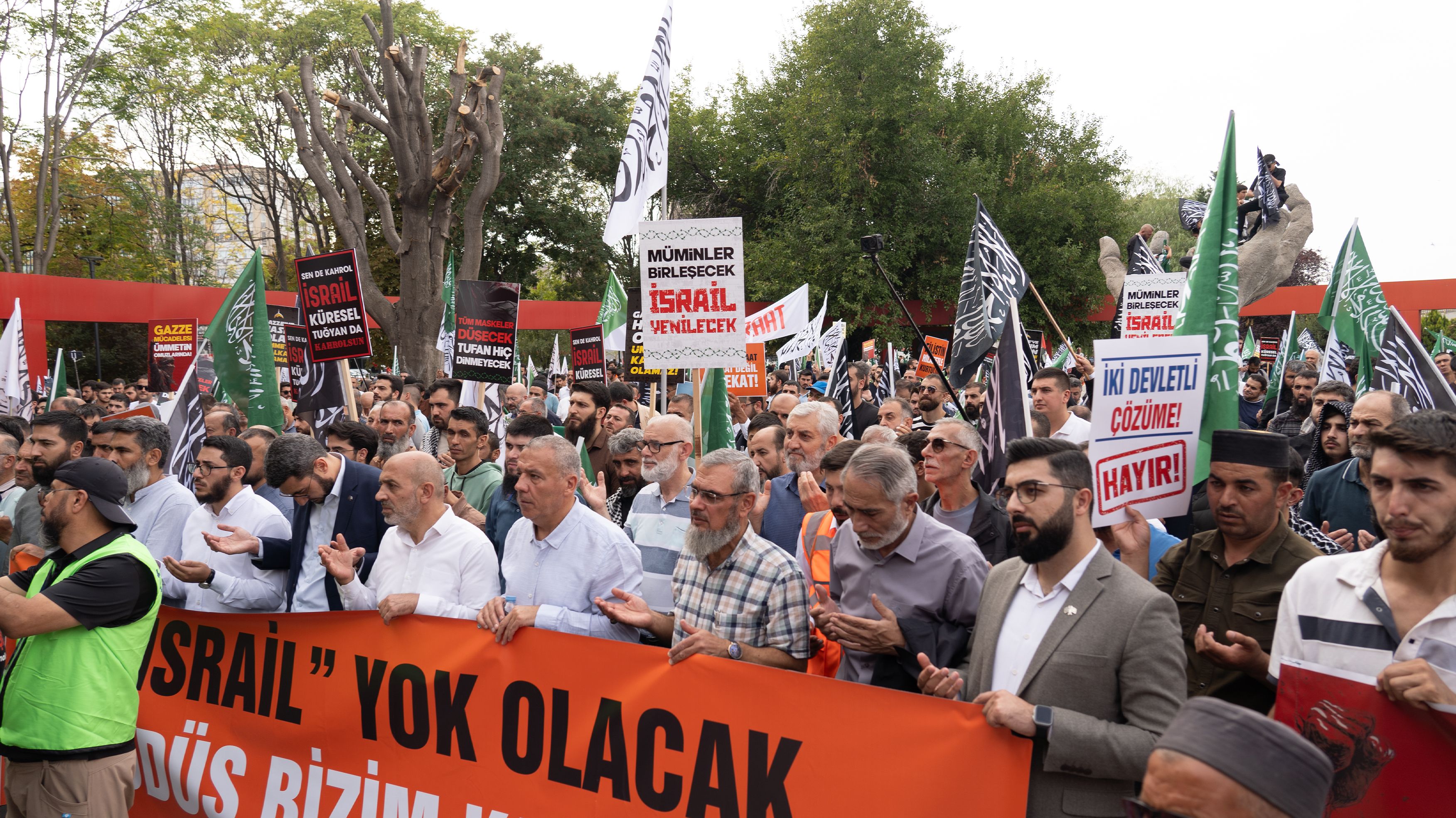 Ankara-Ortak Çağrı Yürüyüş.jpg