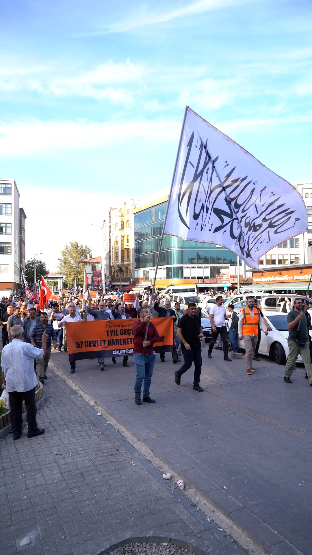 Köklü Değişim,1 Yıl Geçti 57 Devlet HArekete Geçmedi, Anakara Yürüyüş.jpg