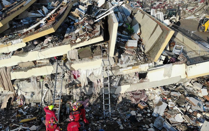 AFAD: "3 Bin 381 Kişi Hayatını Kaybetti"