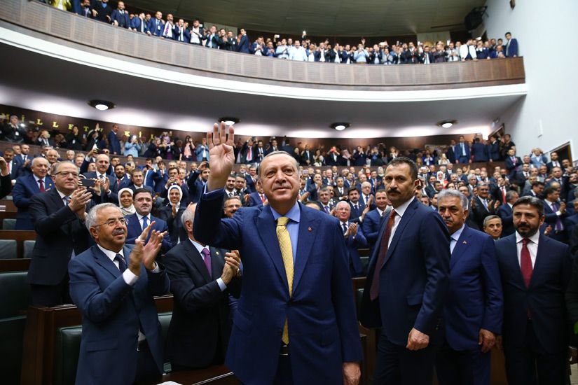 Köklü Değişim,AK Parti, “6284 Kırmızı Çizgimizdir” Diyen Zengin’i Listeye Aldı,Seçimler.jpg