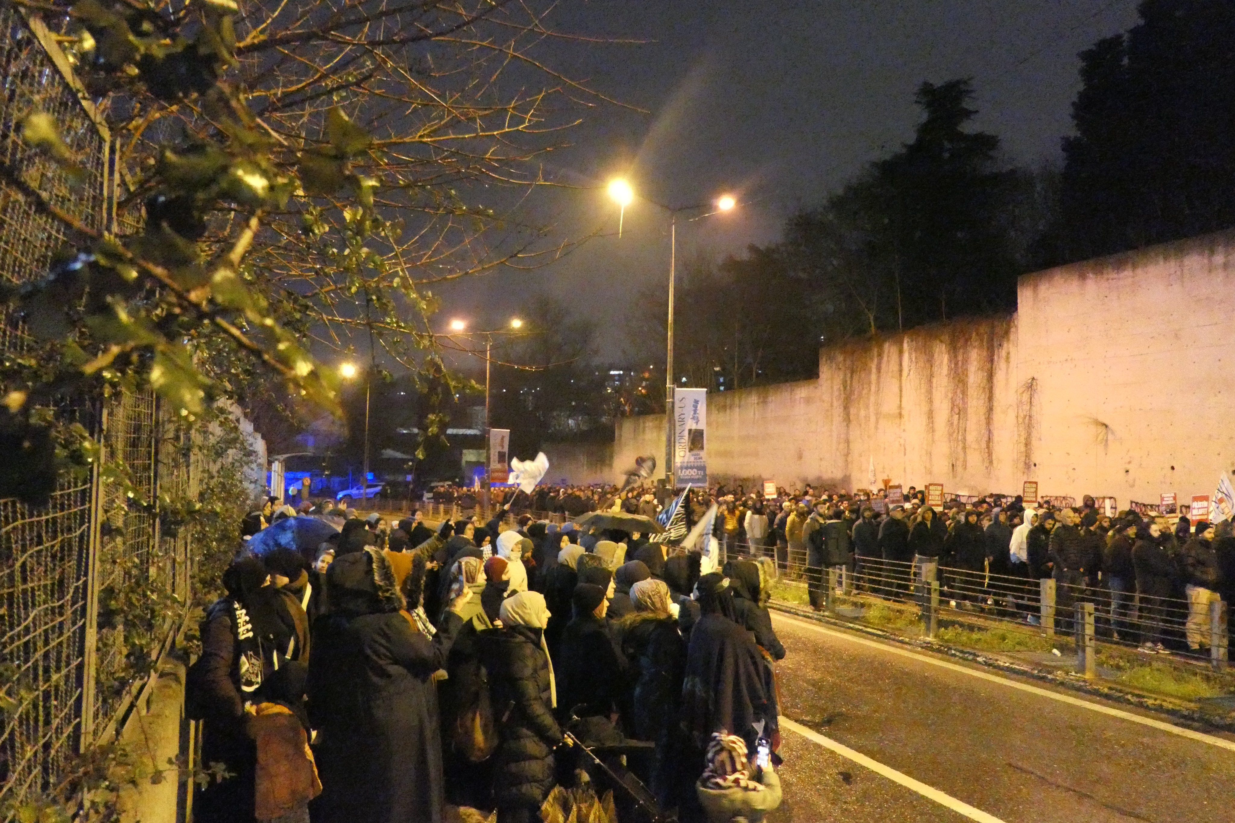 Köklü Değişim Basın Açıklamaları, Trump'a Haddini Kim Bildirecek, İstanbul3.jpeg