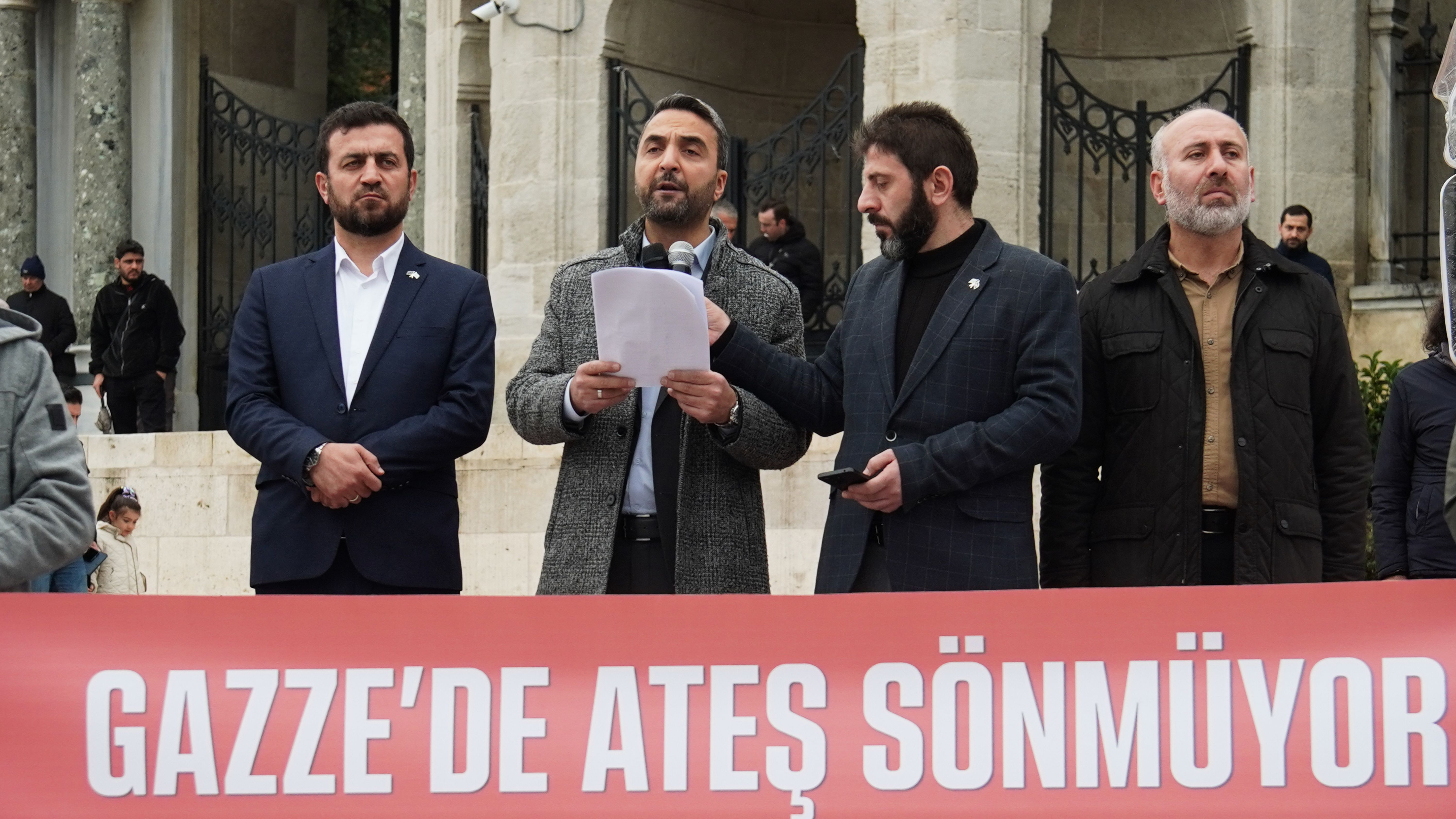 Köklü Değişim Beyazıt Camii Gazze'de Ateş Sönmüyor Basın Açıklaması-13.JPG