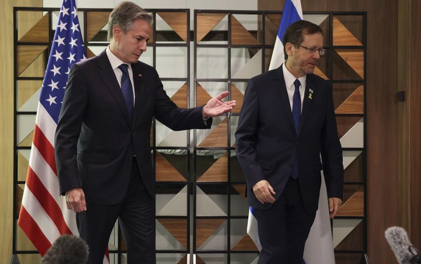 "Blinken, 'İsrail'in Eklemeler Yaptığı Ateşkes Planını Dayatıyor"