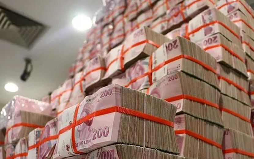 Bütçedeki Açık ve Kısa Vadeli Dış Borçta Rekor 