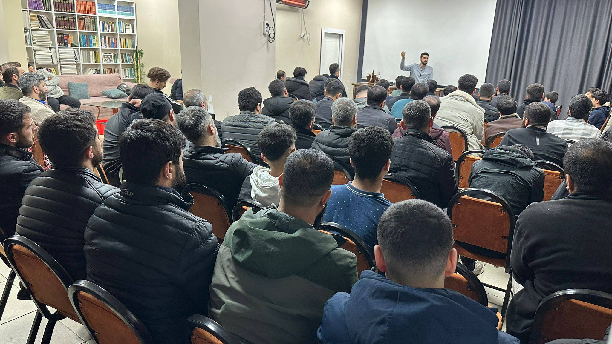 Köklü Değişim Diyarbakır Hilafet Panel-3.jpg