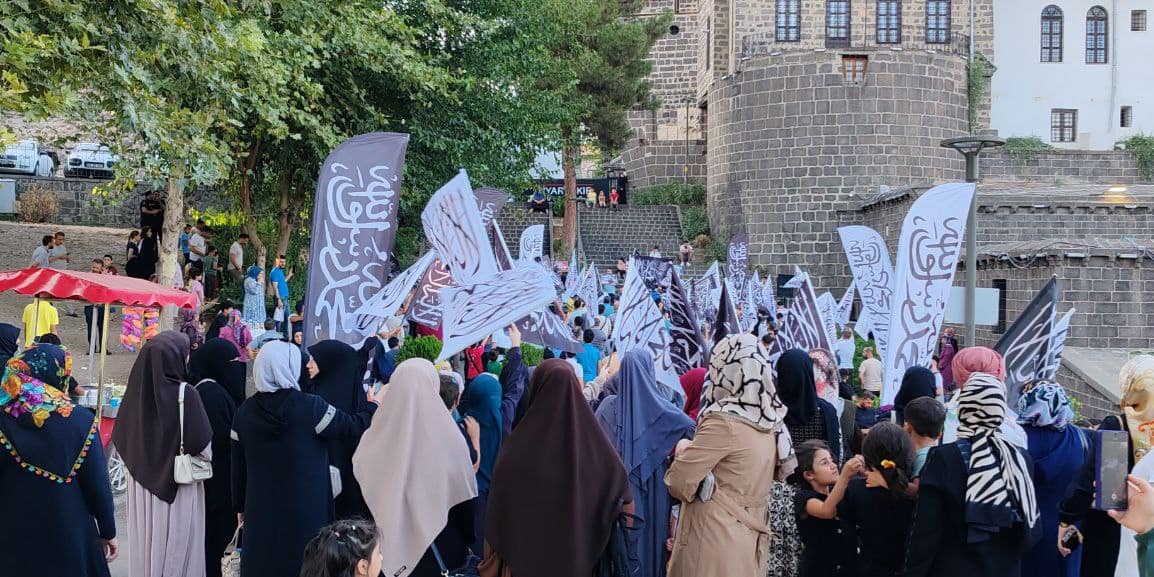 Köklü-Değişim-Diyarbakır’da-Basın-Açıklaması,-Gazze-Sahipsizliğin-Enkazı-Altında-Ölüyor-3.jpg