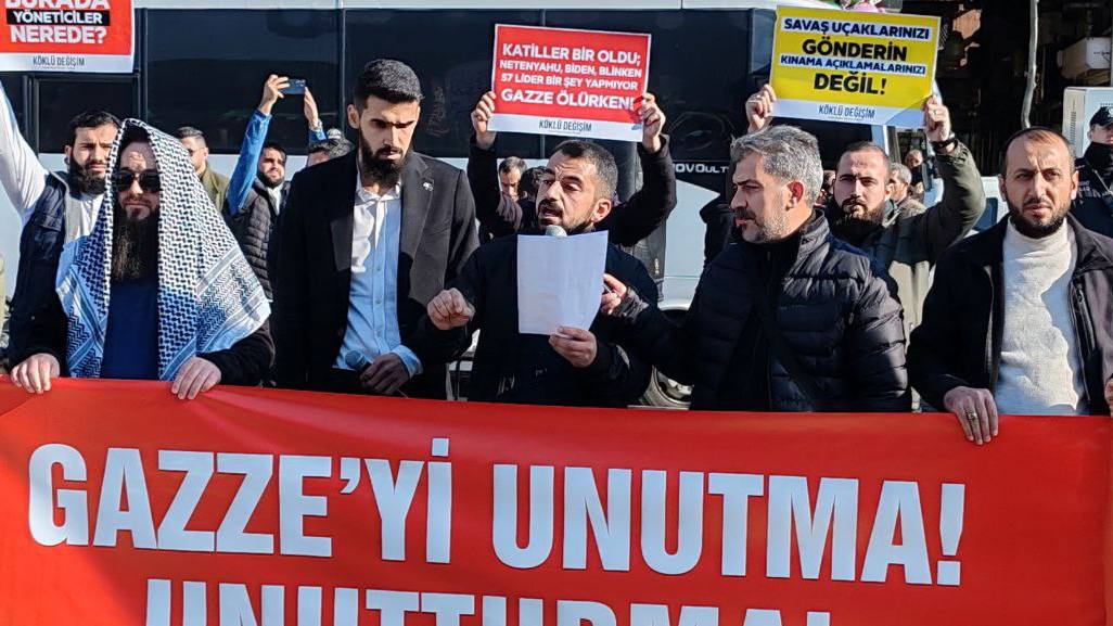 Köklü Değişim, Diyarbakır'da’da Basın Açıklaması,Gazze’yi Unutma, Unutturma3 .jpg