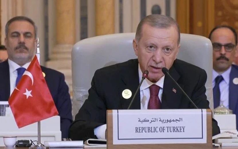Erdoğan, Savaş Gemilerini Gönderen Batı’yı Acizlik ve Korkaklıkla Suçladı