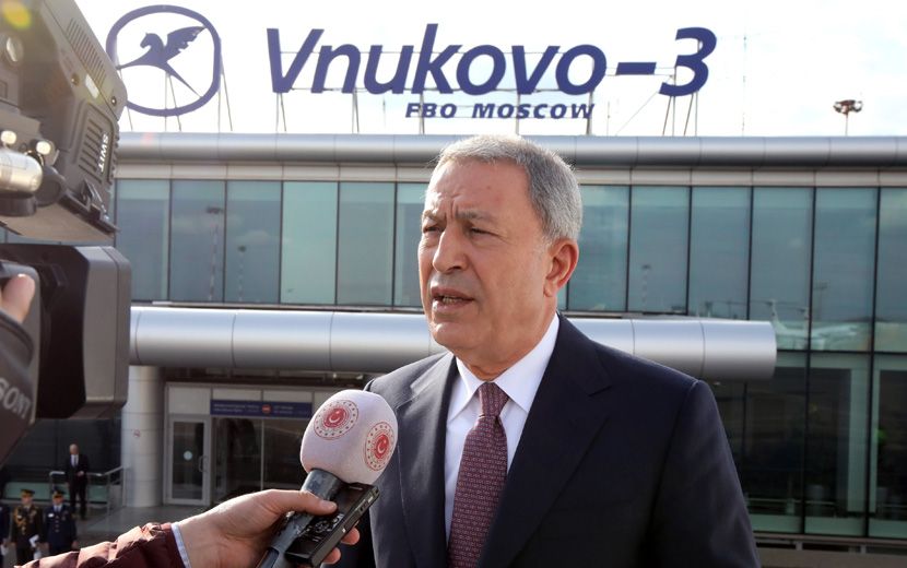 Esed Rejimi İle Masaya Oturan Akar: “Suriyelilerin Aleyhine Bir Durum Yok”