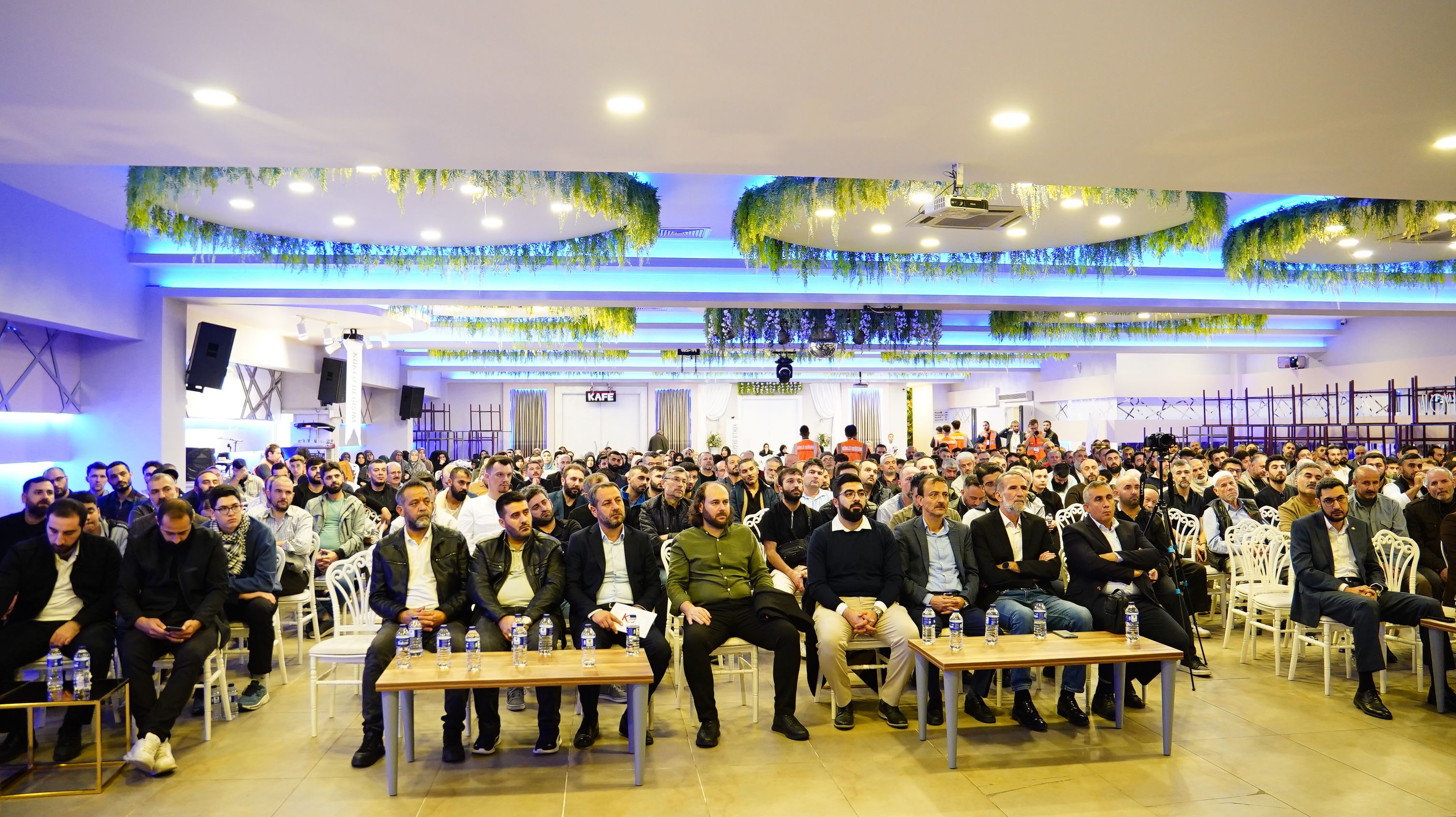 Köklü Değişim, Gazze Konferansı Bursa Genel-2.JPG