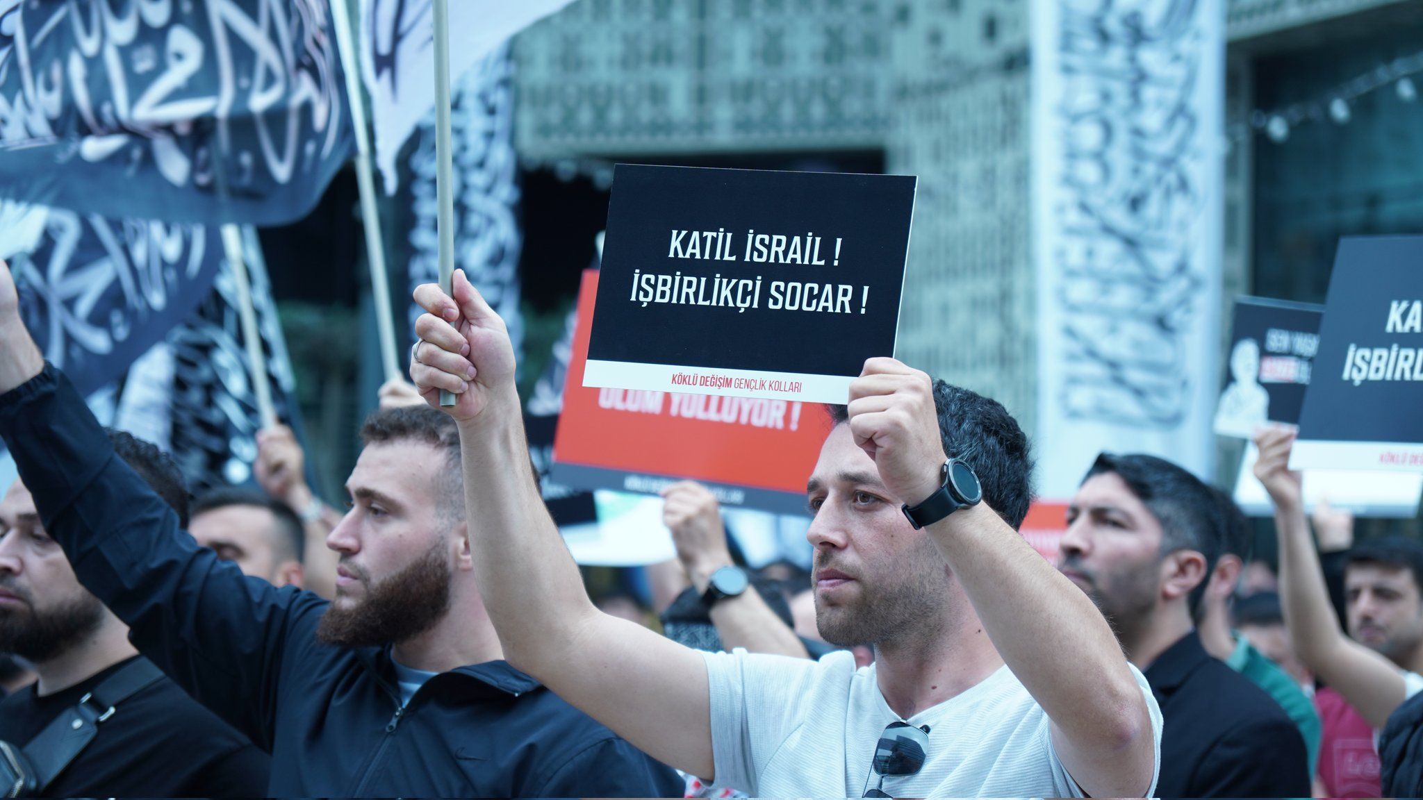 Köklü Değişim Gençlik Kolları,SOCAR Protestosu-2.jpeg