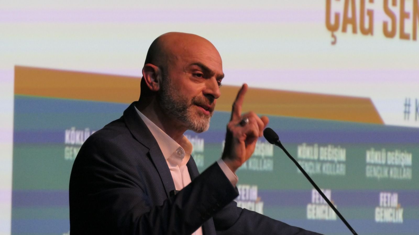 Köklü Değişim Gençlk Kolları, Fetih Konferansı,Abdurrahim Şen.jpg