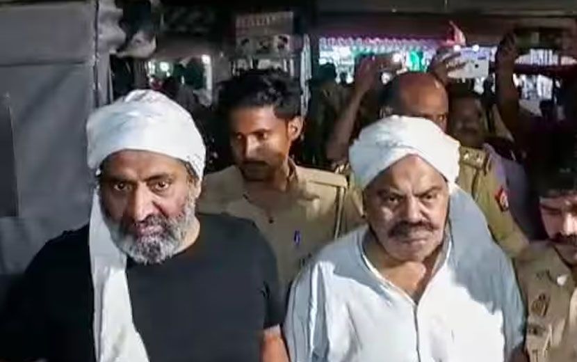 Hindistan’da Polisin Gözaltına Aldığı İki Müslüman Katledildi