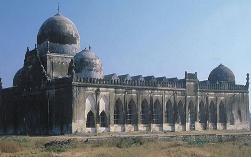 Köklü-Değişim,Hindular-Camiyi-Yıktı,-Yerine-İnşa-Edilen-Tapınağı-Modi-Açtı.jpg