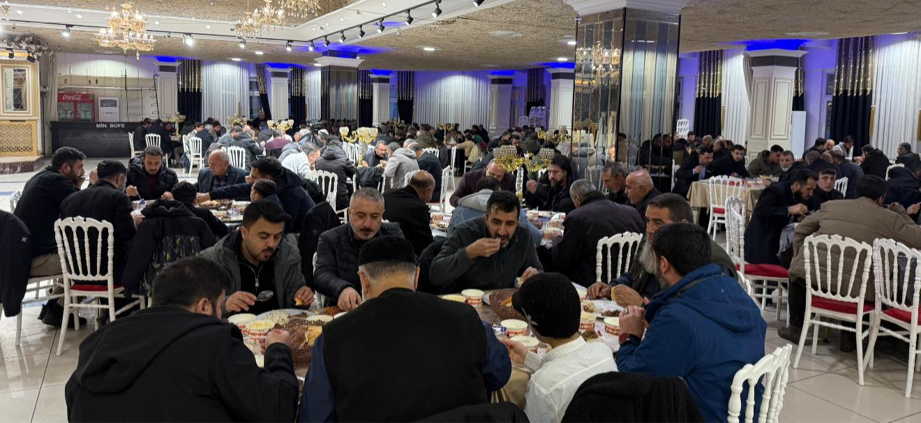 Köklü Değişim ,İftar Van-3.jpg