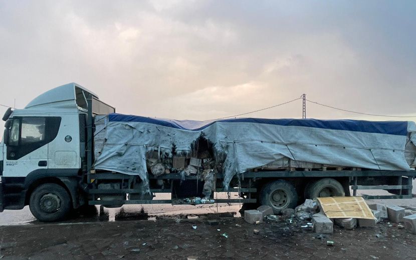 İşgalci “İsrail”, Gazze’ye Giden Yardım Konvoyunu Vurdu