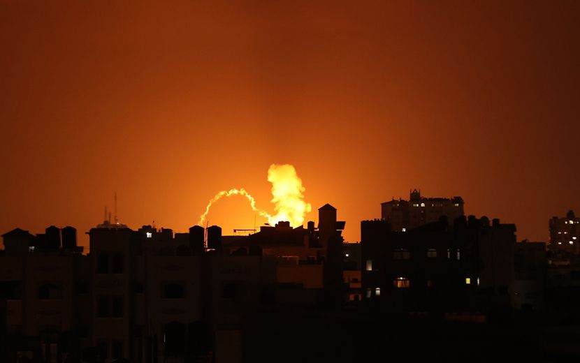 İşgalci “İsrail” Gazze’yi Bombaladı