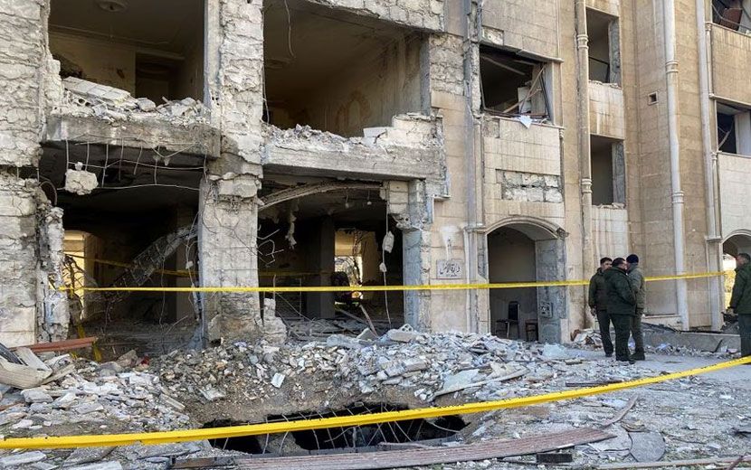 “İsrail”, Şam'ın Merkezindeki İran Karargahını Vurdu: 5 ölü