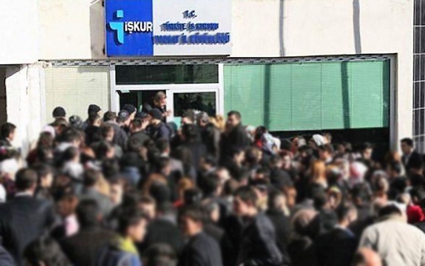 İşsizlik Rakamları Çift Haneye Yükseldi