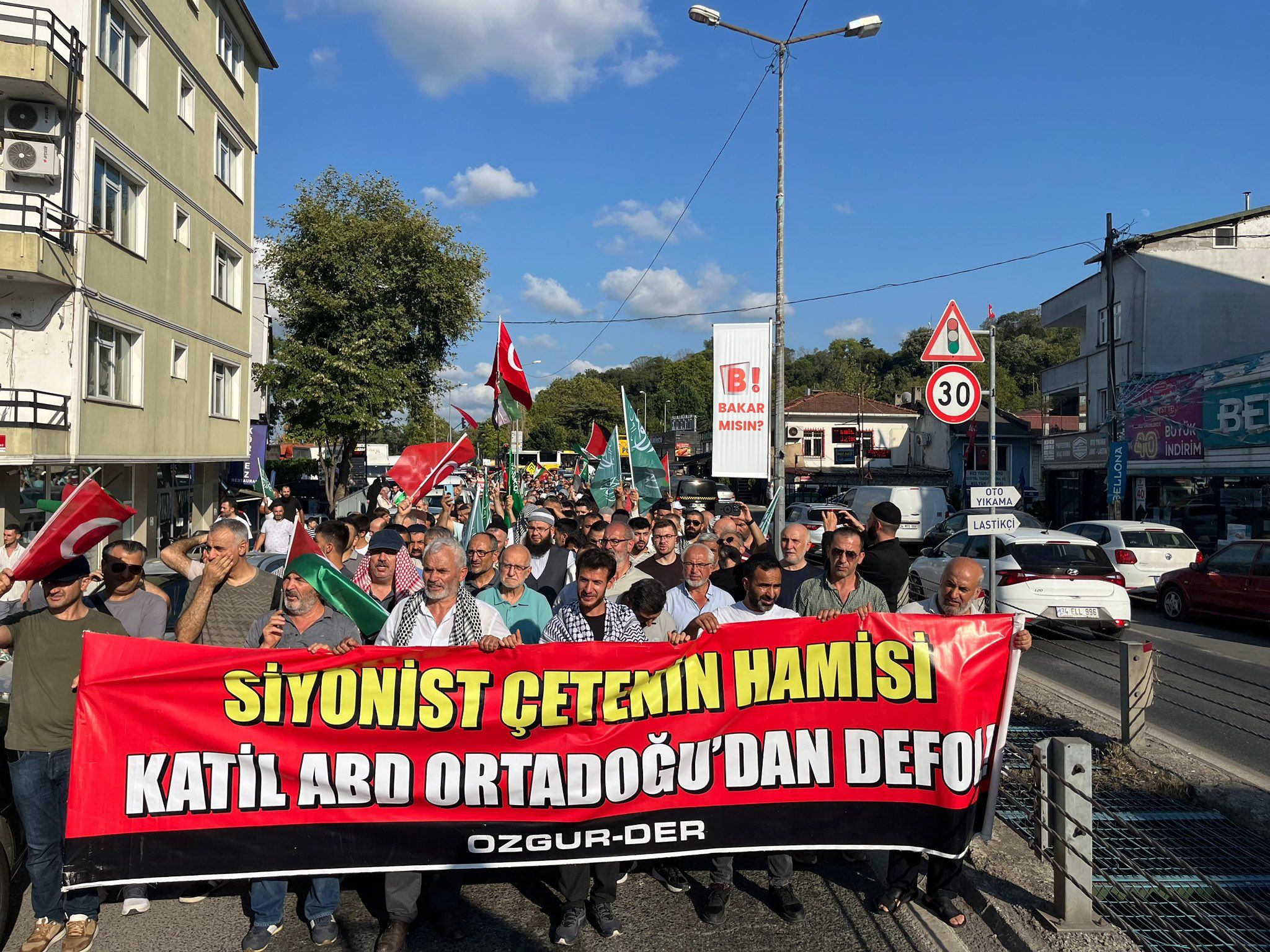 Köklü Değişim, İstabul'da Gazze Yürüyüşü-4.jpeg