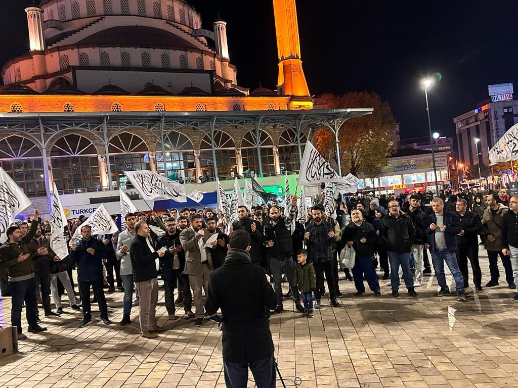 Köklü Değişim, İstanbul’da 3 Noktada Filistin İçin Duaya Durdu,Bağcılar-1.jpg